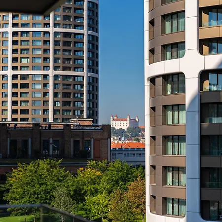 Metropolis Διαμέρισμα *